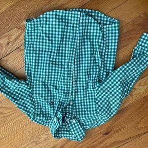 Green gingham vineyard Vines 2T